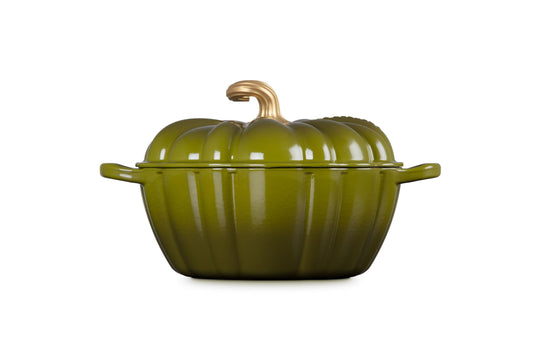 Le Creuset Signature 24cm Enameled Cast-Iron Pumpkin Cocotte Olive