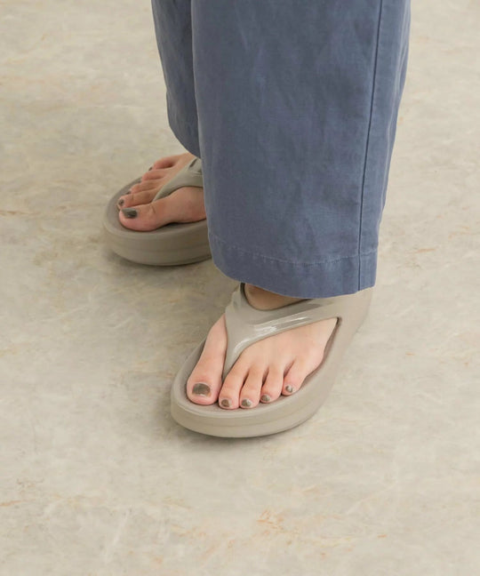 OOFOS OOmega ladies recovery sandal - WAFUU JAPAN