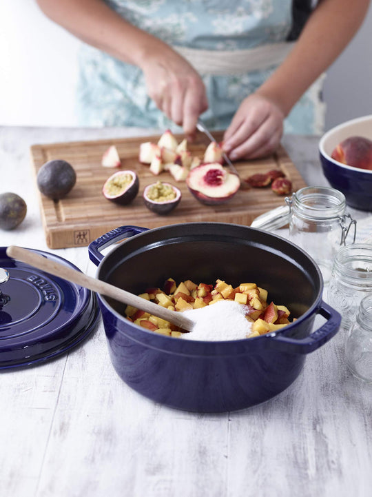 Staub Cocotte Round Blue Model 1102491 4 Quart Capacity - WAFUU JAPAN
