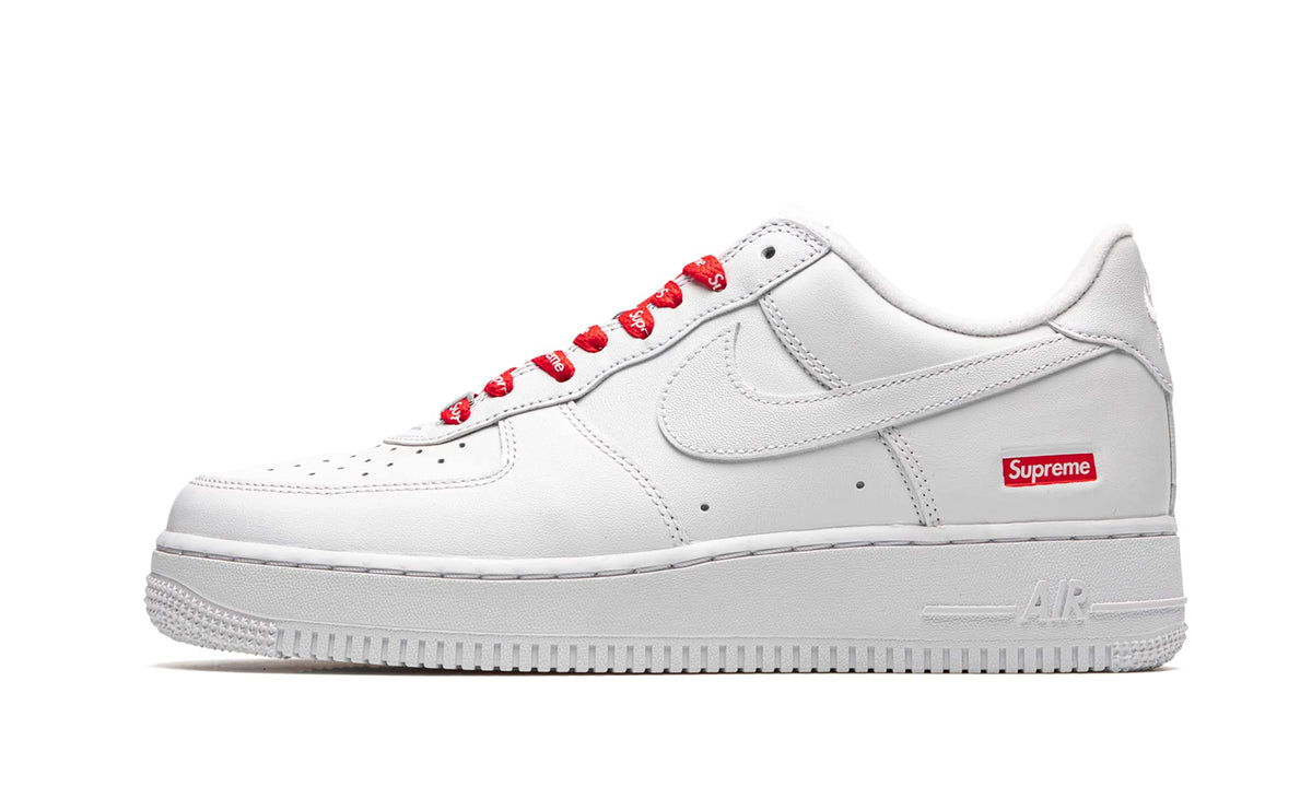 Supreme®/Nike® Air Force 1 Low White – WAFUU JAPAN Supreme®/Nike® Air Force 1 Low White – WAFUU JAPAN