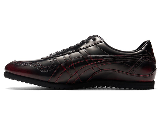 ONITSUKA TIGER Nippon Made Ultimate Trainer Kasut Kulit Perforated Hitam-Biru