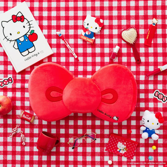 Hello Kitty Fluffy Ribbon Cushion Book