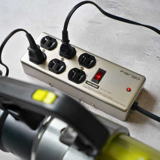 Fargo Steel Power Strip with Earth Wire Wall Mount 3 - Pin Silver 6 Outlets 1 8m AC100〜125V - WAFUU JAPAN
