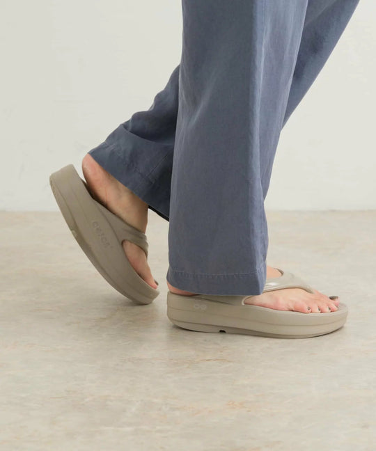 OOFOS OOmega ladies recovery sandal - WAFUU JAPAN