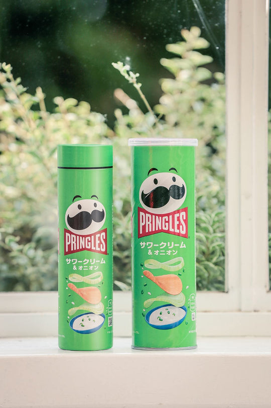 PRINGLES Vacuum Insulated Sour Cream & Onion 300mL Water Bottle Book - WAFUU JAPAN