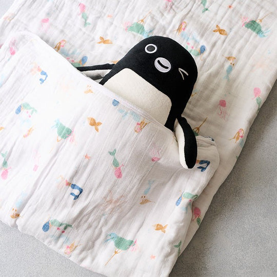 Suica Penguin hug pillow winking - WAFUU JAPAN
