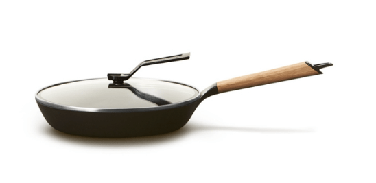 https://wafuu.com/cdn/shop/products/vermicular-frying-pan-made-in-japan-20cm-24cm-26cm-28cm-218886.png?v=1695257052