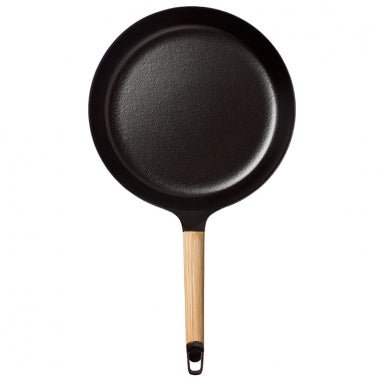 The New Japanese Vermicular Frying Pan Will Maximise All The Flavours Of  Your Cooking, MOSHI MOSHI NIPPON